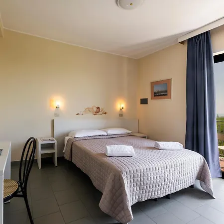 Hotel La Siesta 3*