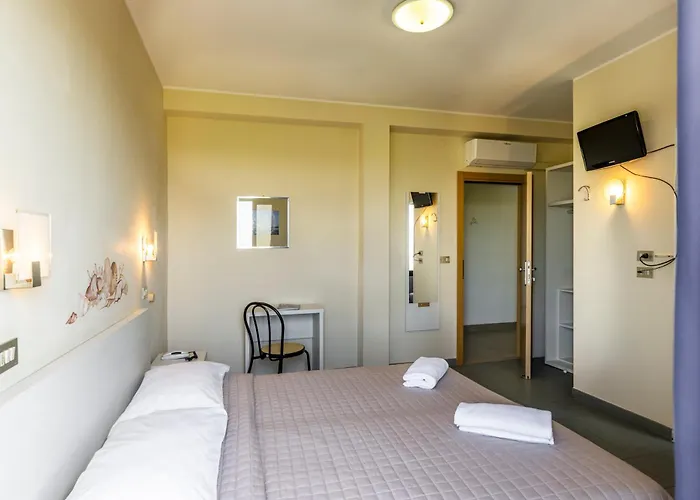 La Siesta Hotel