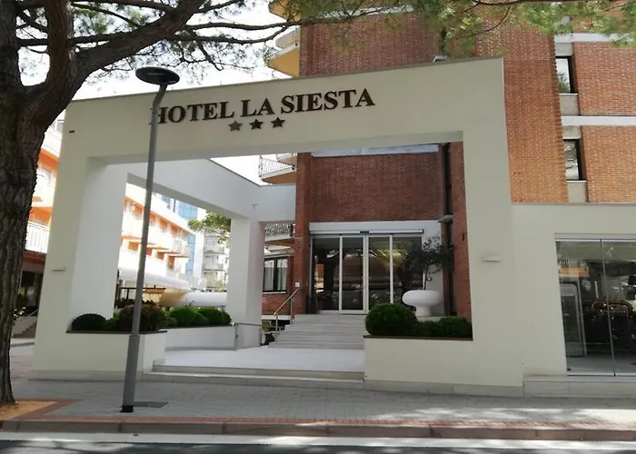 Hotel La Siesta 3*