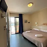 La Siesta